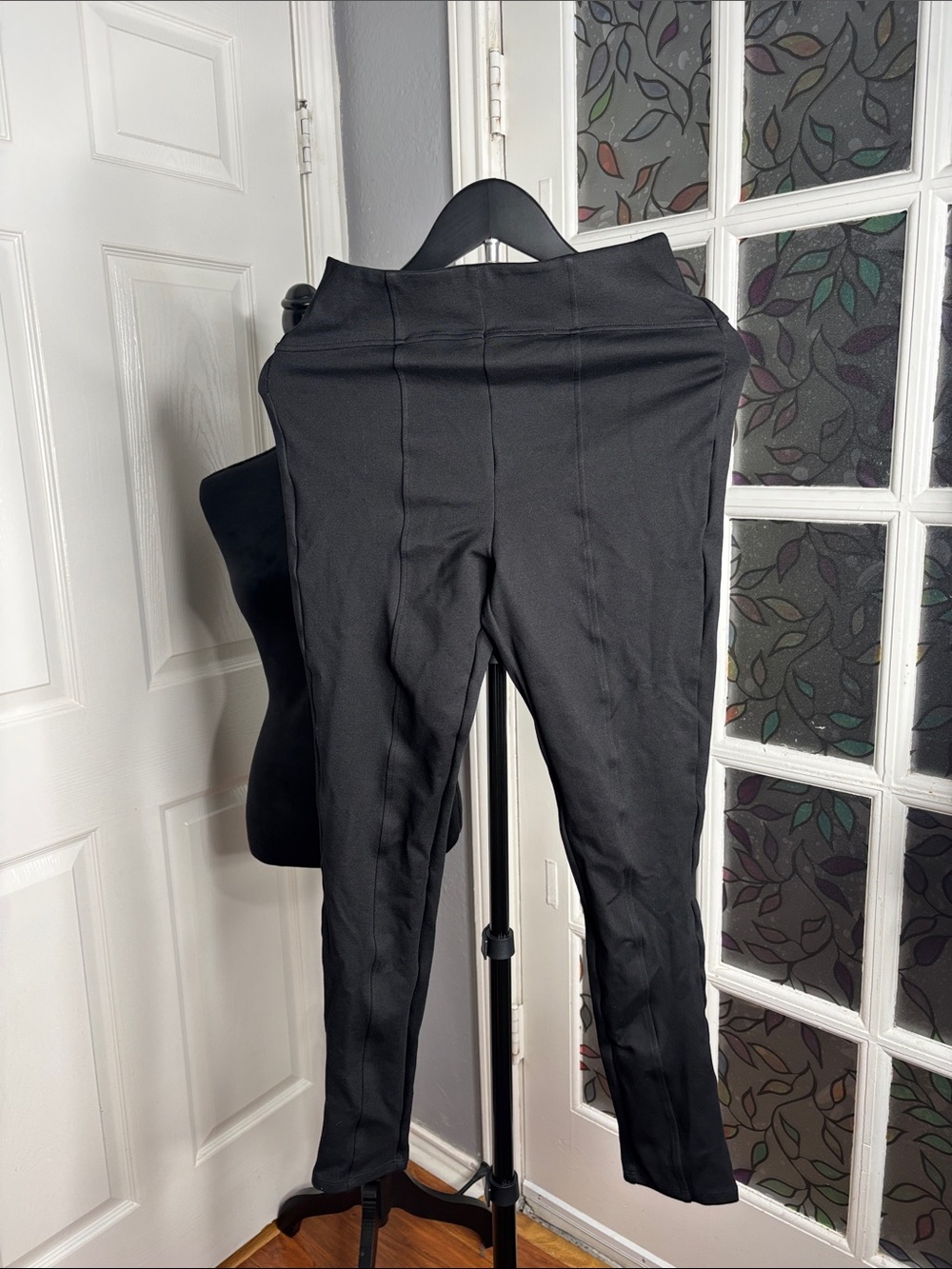 Alya Black High-Waist Stretch Leggings